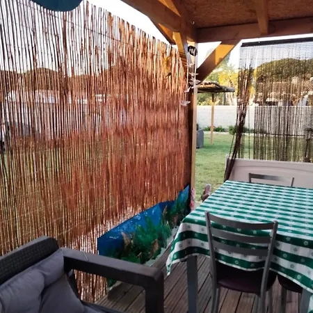 Casa De Madera Piscina En Roche Holiday home *