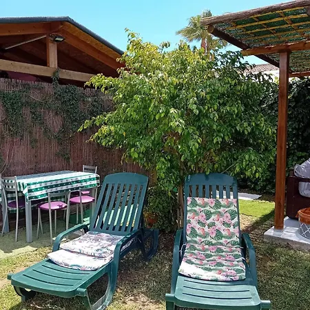 Casa De Madera Piscina En Roche Holiday home *