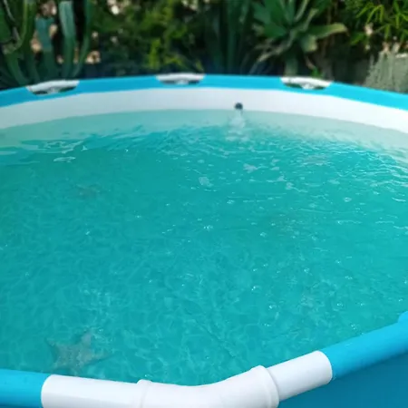 Casa De Madera Piscina En Roche Holiday home *